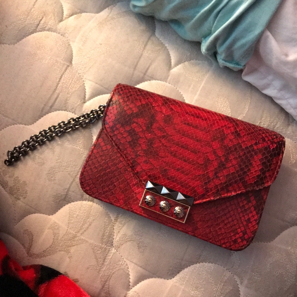 Small clutch